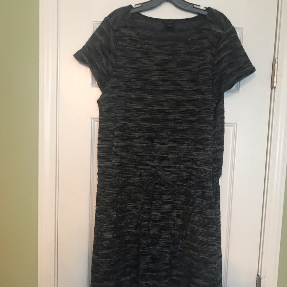 Ann Taylor Gray and Black Dress with Drawstring
